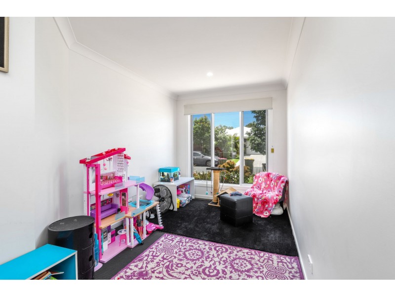 82 Haslewood Crescent, Meridan Plains QLD 4551