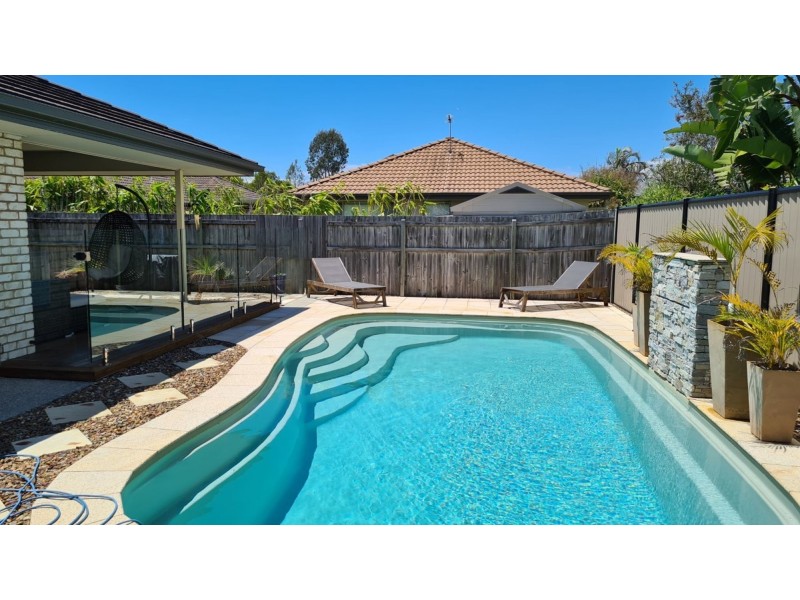 61 Feathertop Circuit, Caloundra West QLD 4551