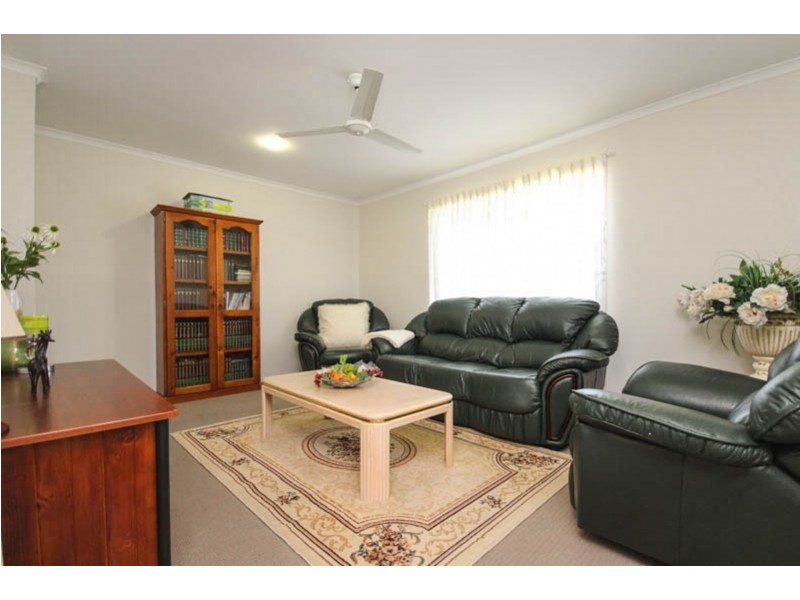 61 Feathertop Circuit, Caloundra West QLD 4551