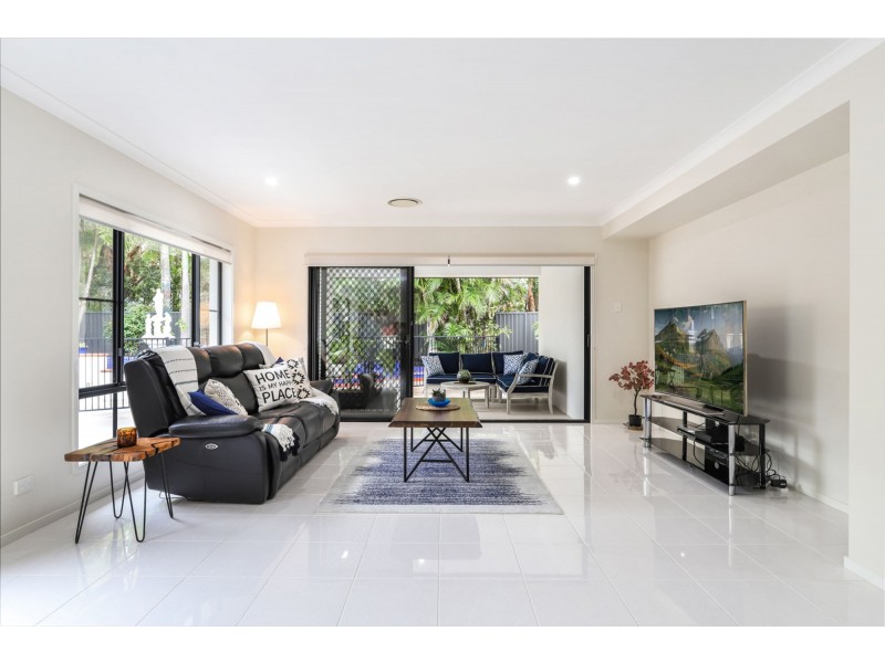 8 Archer Court, Pelican Waters QLD 4551