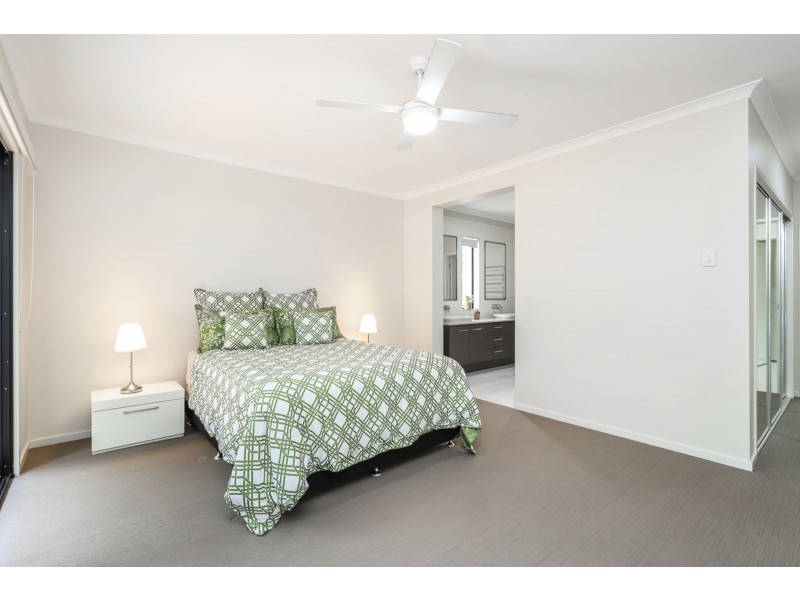 8 Archer Court, Pelican Waters QLD 4551