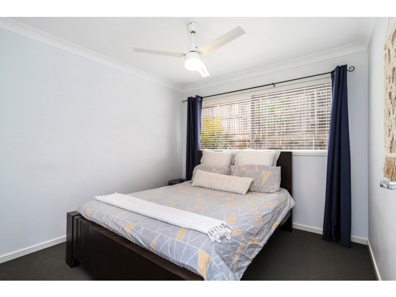 27 Riverstone Crescent, Little Mountain QLD 4551