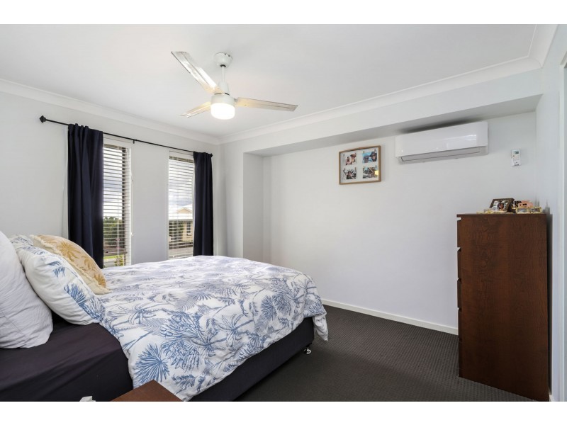 27 Riverstone Crescent, Little Mountain QLD 4551