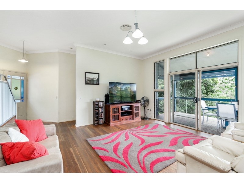 100 Sunridge Road, Landers Shoot QLD 4555