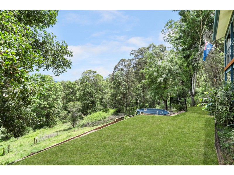 100 Sunridge Road, Landers Shoot QLD 4555