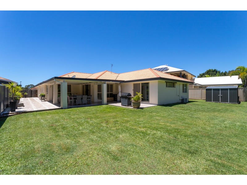 6 Webb Ellis Court, Pelican Waters QLD 4551