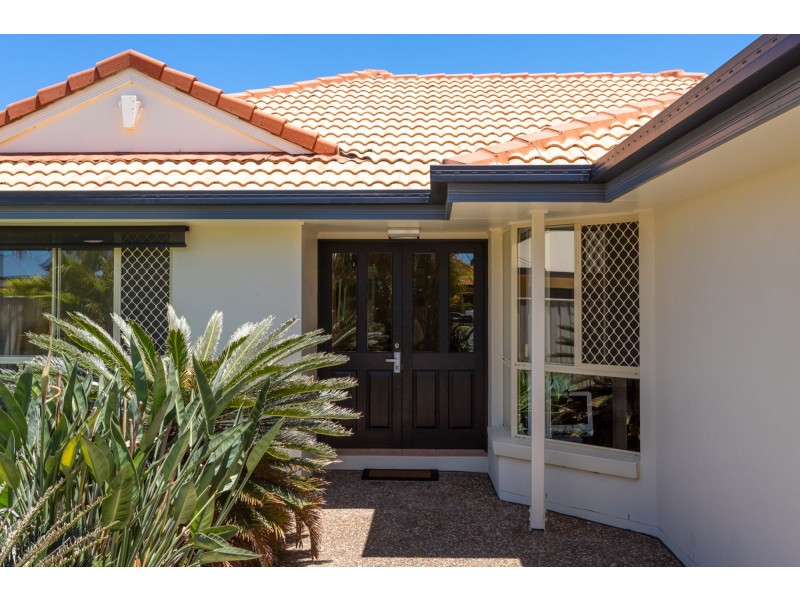 6 Webb Ellis Court, Pelican Waters QLD 4551