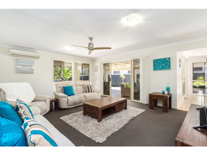 6 Webb Ellis Court, Pelican Waters QLD 4551