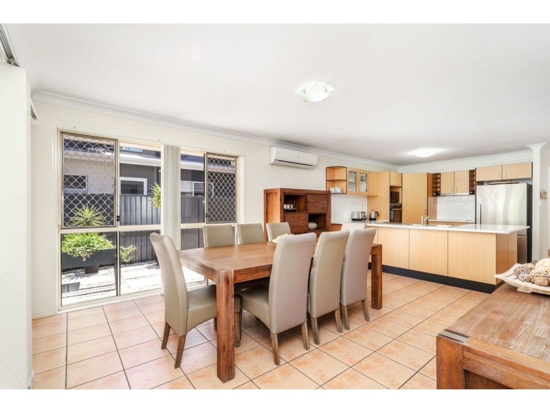 6 Webb Ellis Court, Pelican Waters QLD 4551