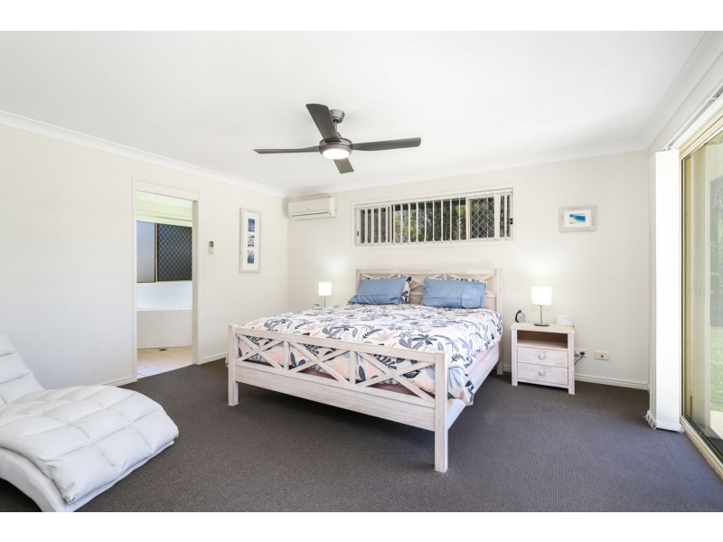 6 Webb Ellis Court, Pelican Waters QLD 4551