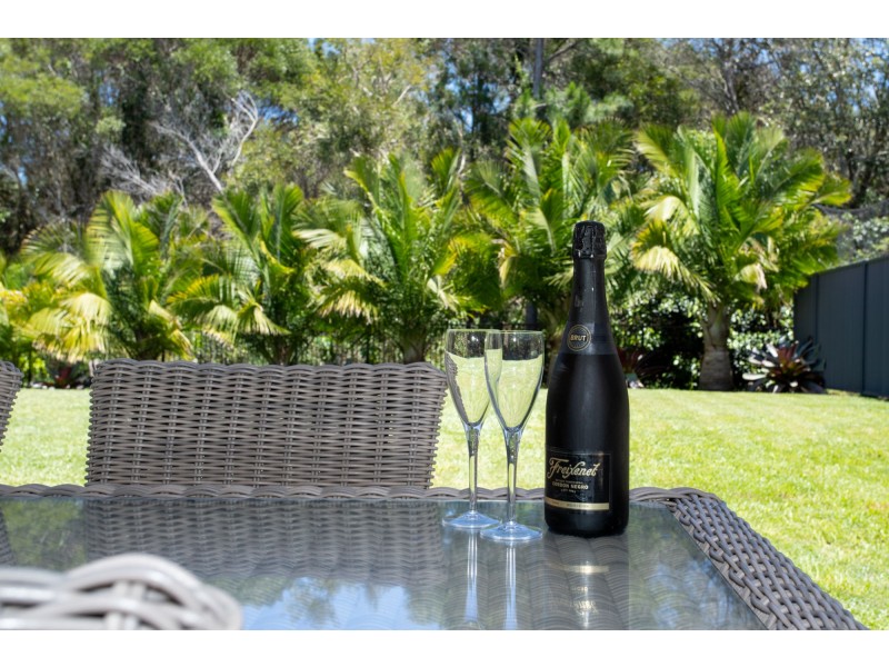 6 Webb Ellis Court, Pelican Waters QLD 4551