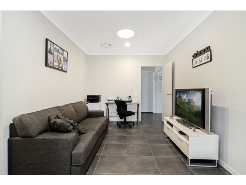53 Macintyre Crescent, Pelican Waters QLD 4551
