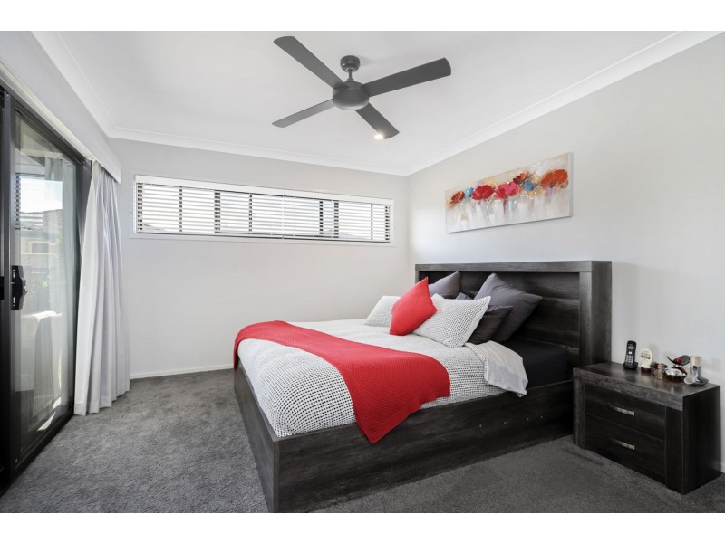 53 Macintyre Crescent, Pelican Waters QLD 4551