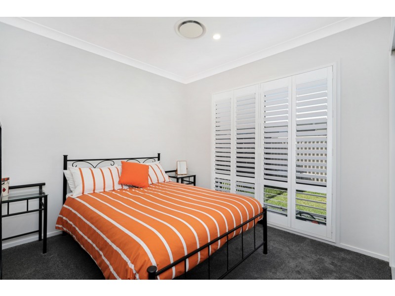 53 Macintyre Crescent, Pelican Waters QLD 4551