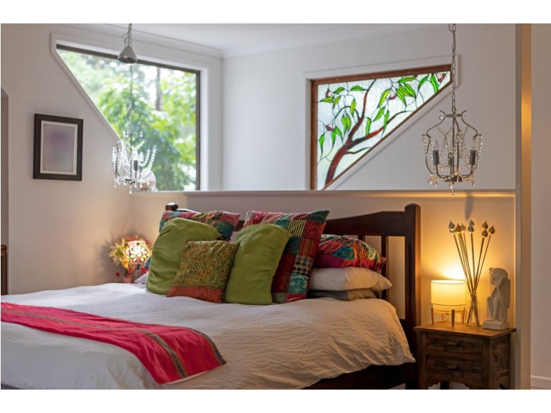 98 Towen Mount Road, Towen Mountain QLD 4560