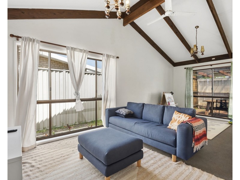 24 Saleng Crescent, Warana QLD 4575