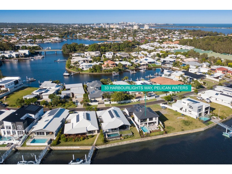 33 Harbourlights Way, Pelican Waters QLD 4551