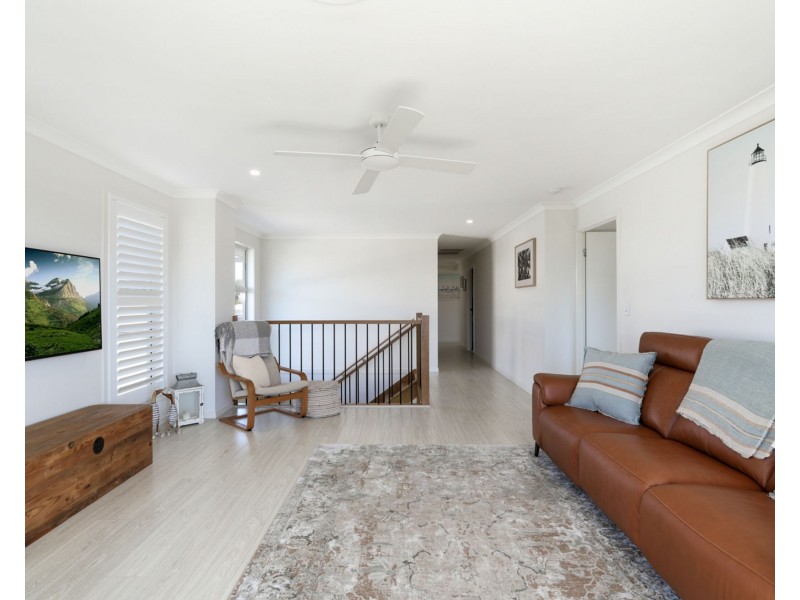 49 Marina View Drive, Pelican Waters QLD 4551