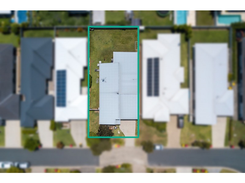 13 Burdekin Place, Pelican Waters QLD 4551