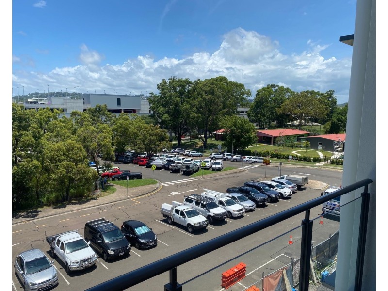 23/10-18 Pikki Street, Maroochydore QLD 4558