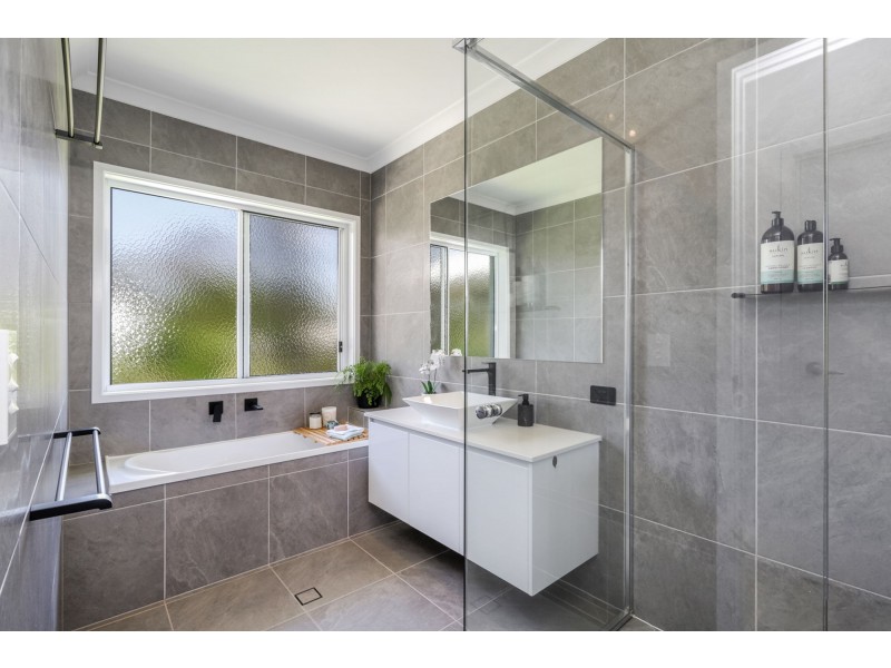 258 Dulong Road, Dulong QLD 4560