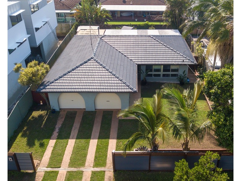 9 Ilaroo Crescent, Warana QLD 4575