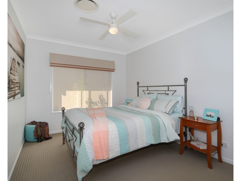 21 Bells Esplanade, Pelican Waters QLD 4551