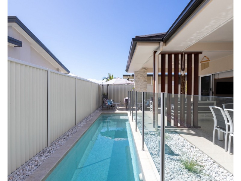 21 Bells Esplanade, Pelican Waters QLD 4551