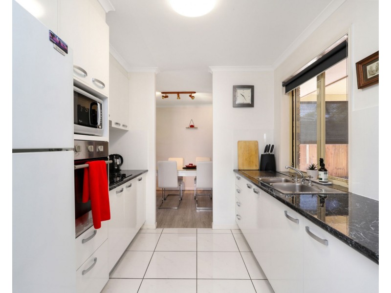 30 Satinwood Place, Mountain Creek QLD 4557