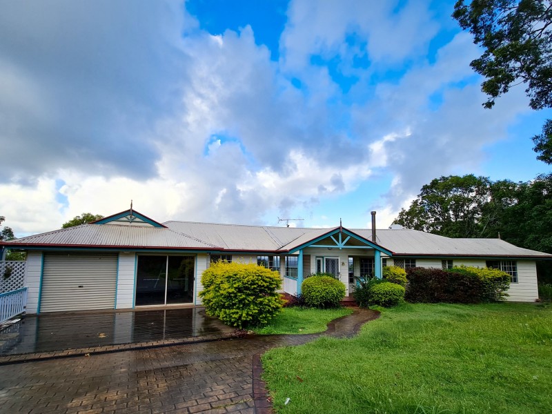 211 Ocean Vista drive, Maroochy River QLD 4561