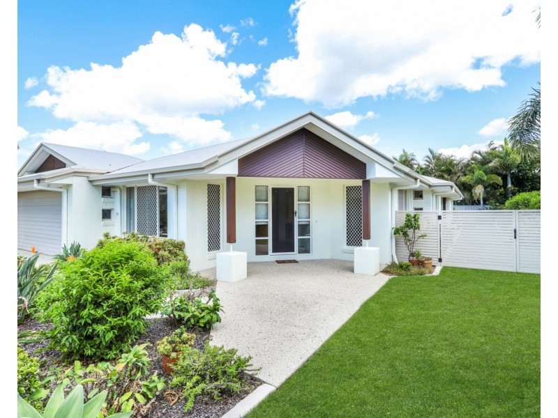 14 Resolution Street, Pelican Waters QLD 4551