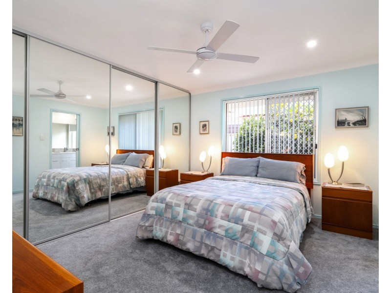 14 Resolution Street, Pelican Waters QLD 4551