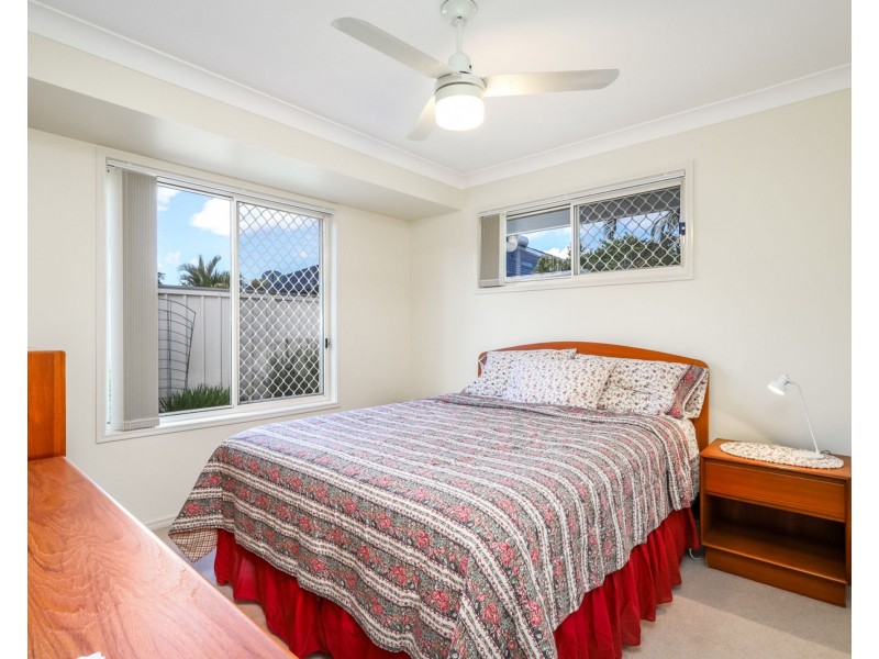 14 Resolution Street, Pelican Waters QLD 4551