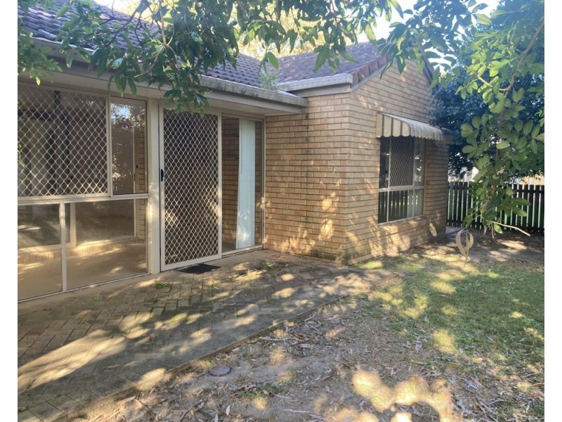 2/6 Cowan Street, Caloundra QLD 4551