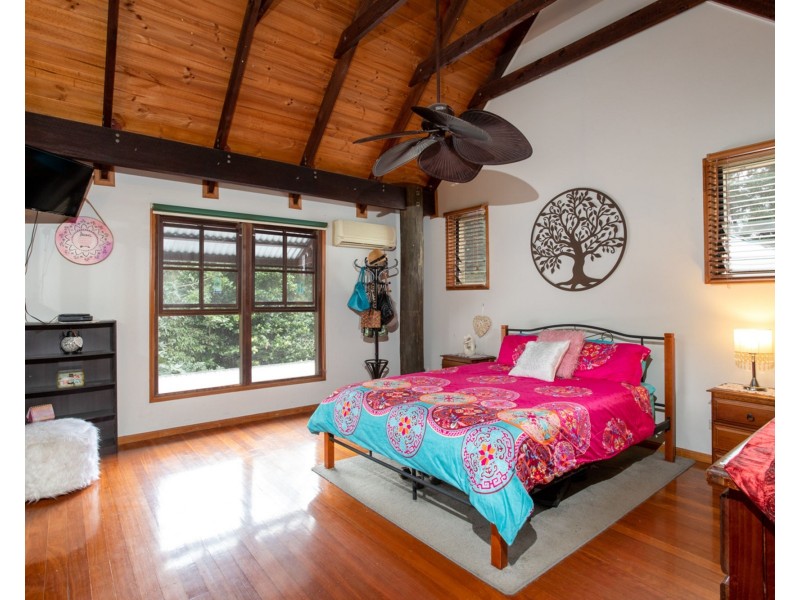 136 Panorama Drive, Rosemount QLD 4560