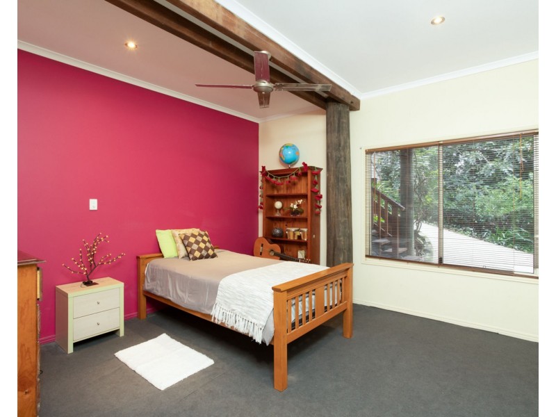 136 Panorama Drive, Rosemount QLD 4560