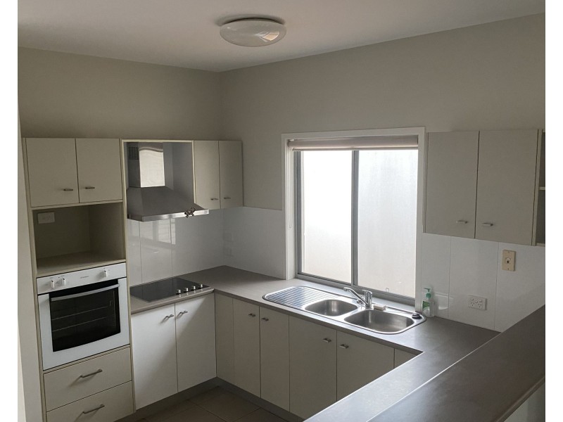 66/239 Kawana Way, Parrearra QLD 4575
