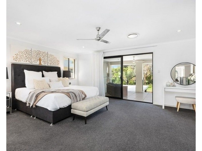 10 Francis Court, Pelican Waters QLD 4551