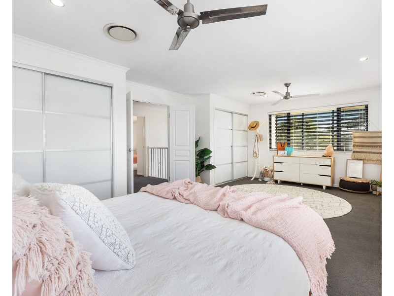10 Francis Court, Pelican Waters QLD 4551