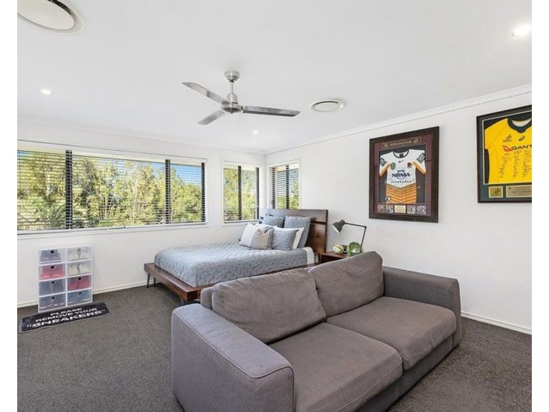 10 Francis Court, Pelican Waters QLD 4551