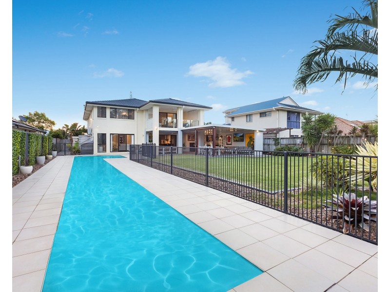 10 Francis Court, Pelican Waters QLD 4551