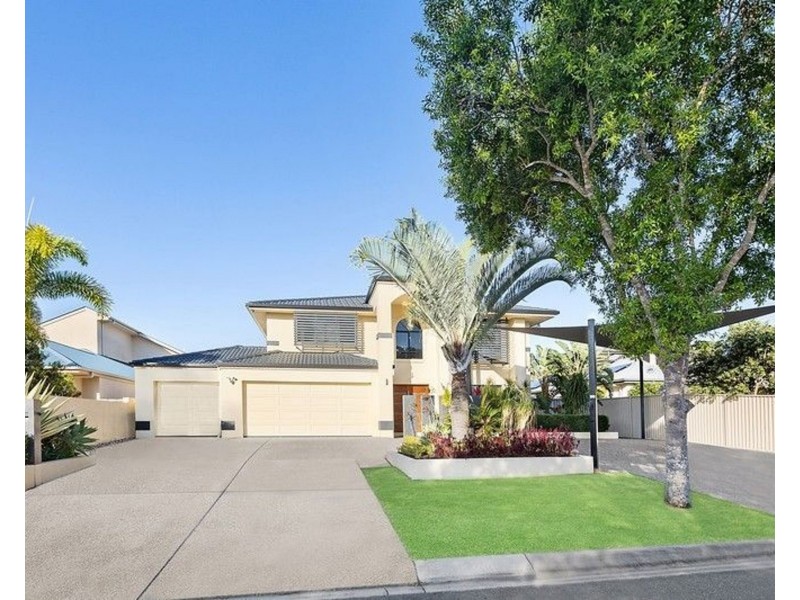 10 Francis Court, Pelican Waters QLD 4551