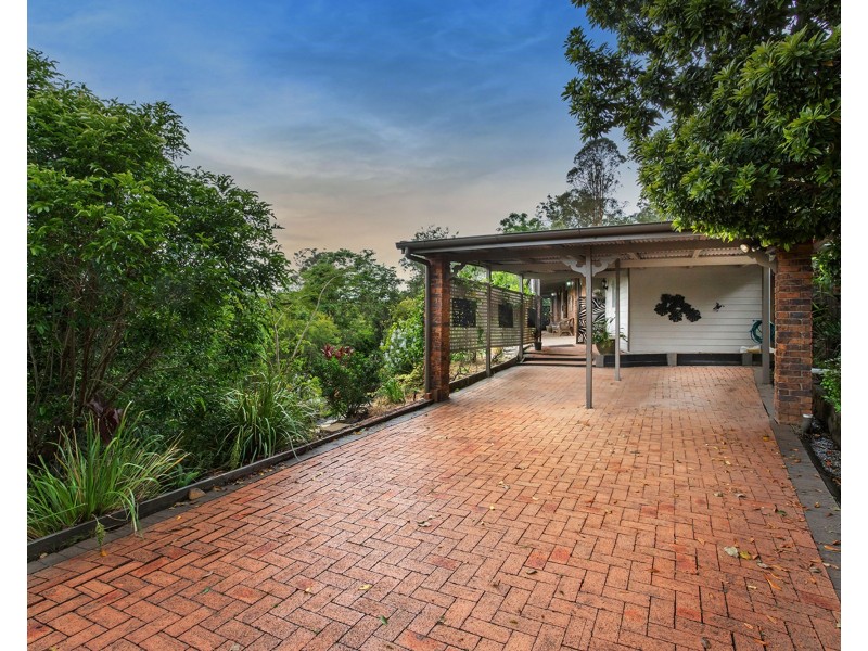 4 Suzen court, Mooloolah Valley QLD 4553