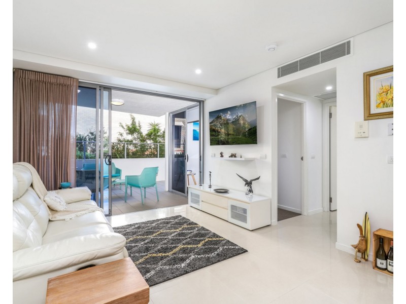 101/79-83 First Avenue, Mooloolaba QLD 4557