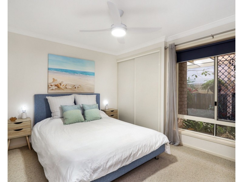 43 Kalowendha Avenue, Pelican Waters QLD 4551