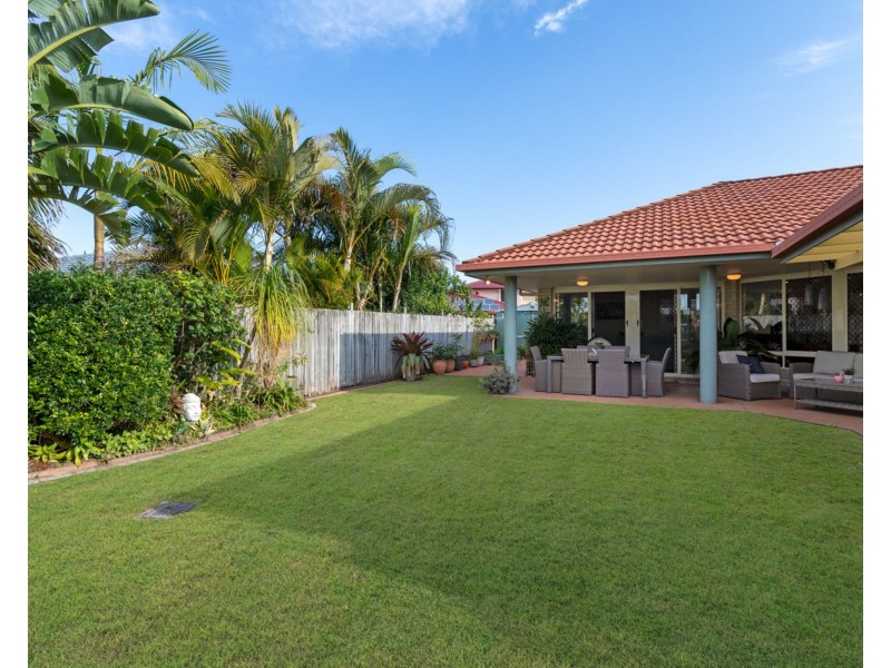 43 Kalowendha Avenue, Pelican Waters QLD 4551