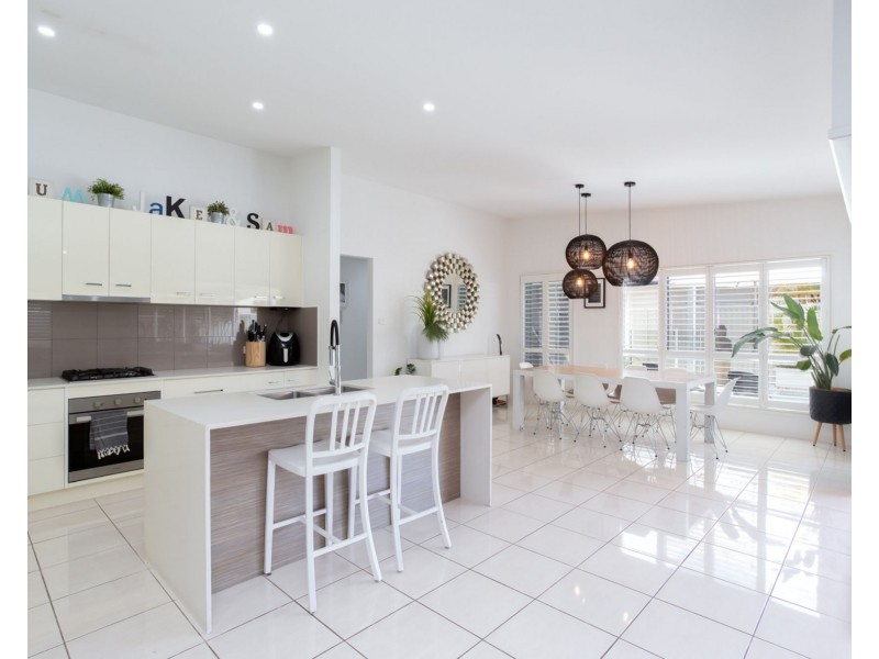 23 Trinity Place, Pelican Waters QLD 4551