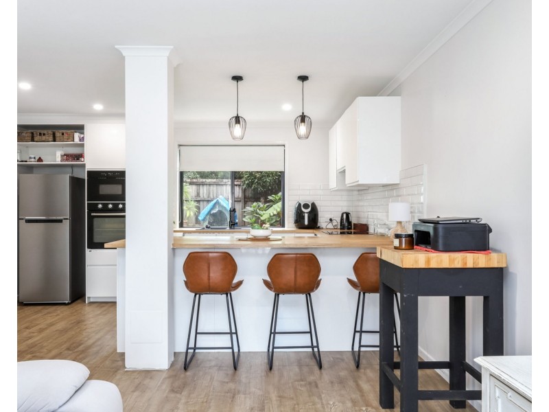 9/2A Swan Street, Beerwah QLD 4519