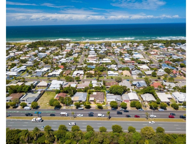 139 Nicklin Way, Warana QLD 4575