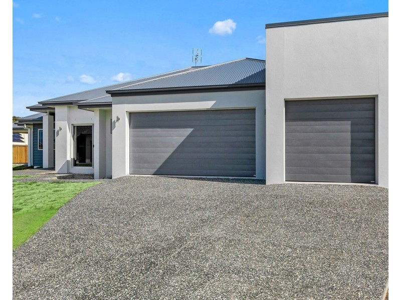 18 Waderbird Crescent, Pelican Waters QLD 4551